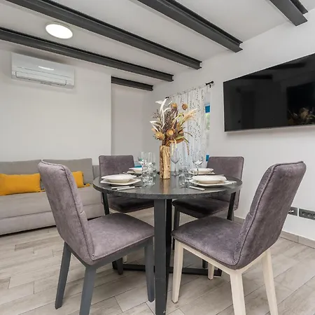 Apartamento 2 Bedroom Cozy In Biograd