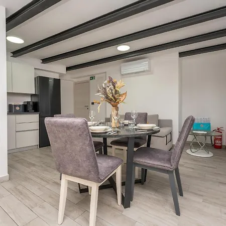 Apartman 2 Bedroom Cozy In Biograd *
