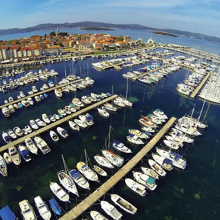2 Bedroom Cozy In Biograd Apartman Biograd na Moru