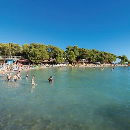 2 Bedroom Cozy In Biograd
